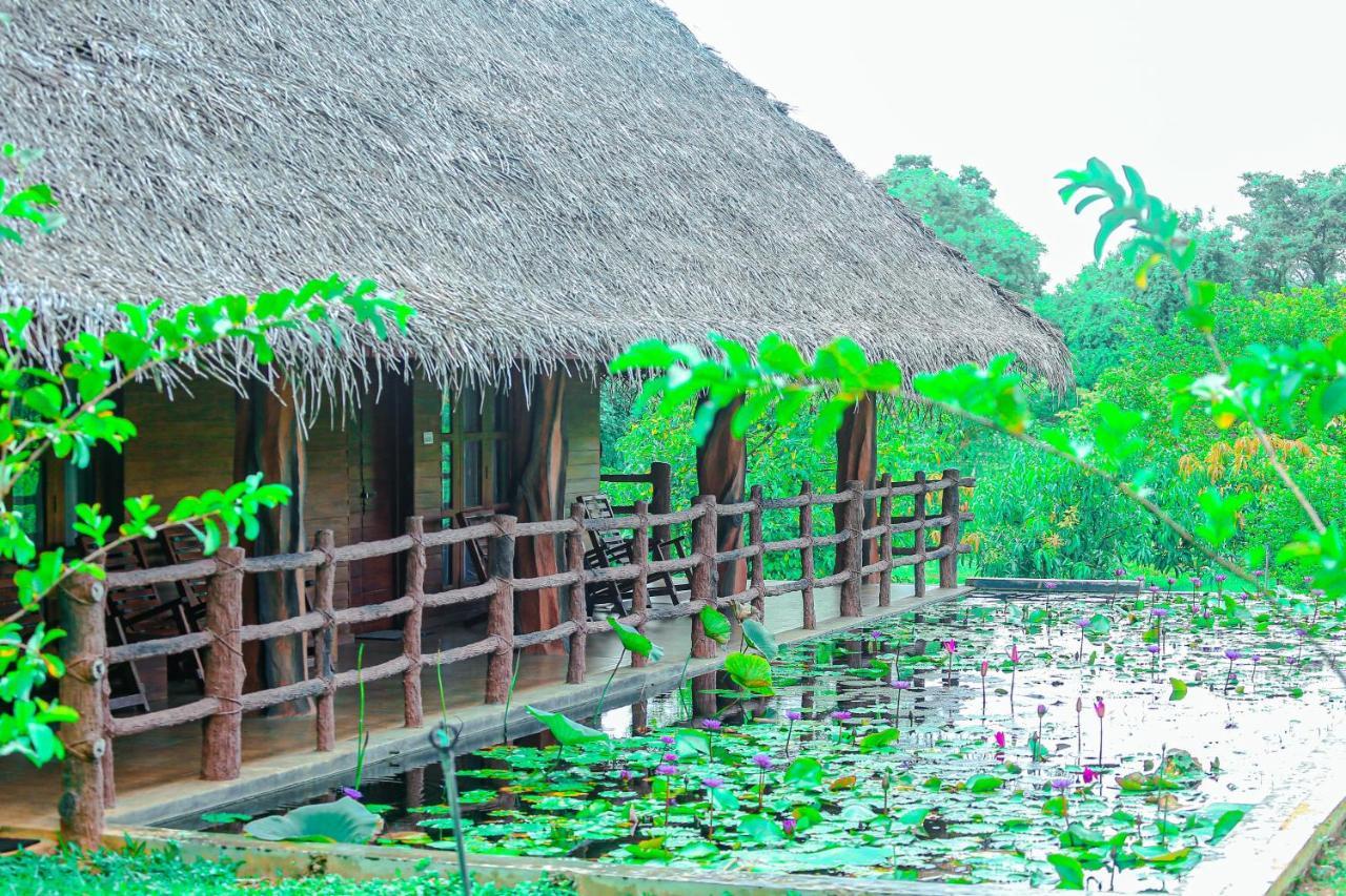 Sigiriya Water Cottage Exterior foto